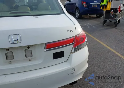 2011 Honda Accord 2.4 Ex-L from USA, damaged, VIN 1HGCP2F83BA003782